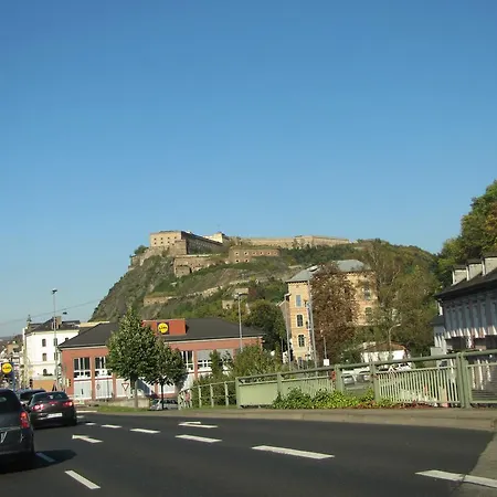 Haus Rheinsteig Bei Koblenz بيت للعطل